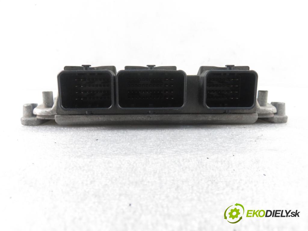 PEUGEOT 307 (3A/C) HB 2002 79,00 2.0 HDi 110 - RHS 1997,00 Riadiaca jednotka Motor 0281010779 ; 9644606180