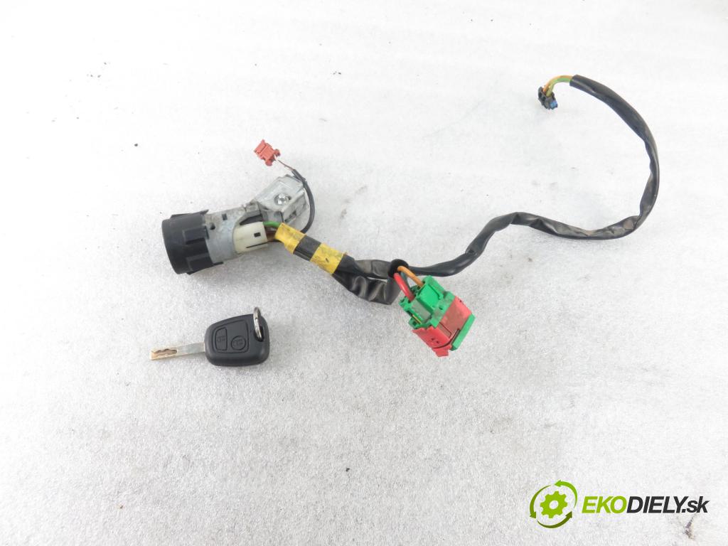 CITROEN C3 I (FC_) HB 2003 50,00 1.4 HDi 8V - 8HX 1398,00 spinačka 9632897680 (Spínacie skrinky a kľúče)