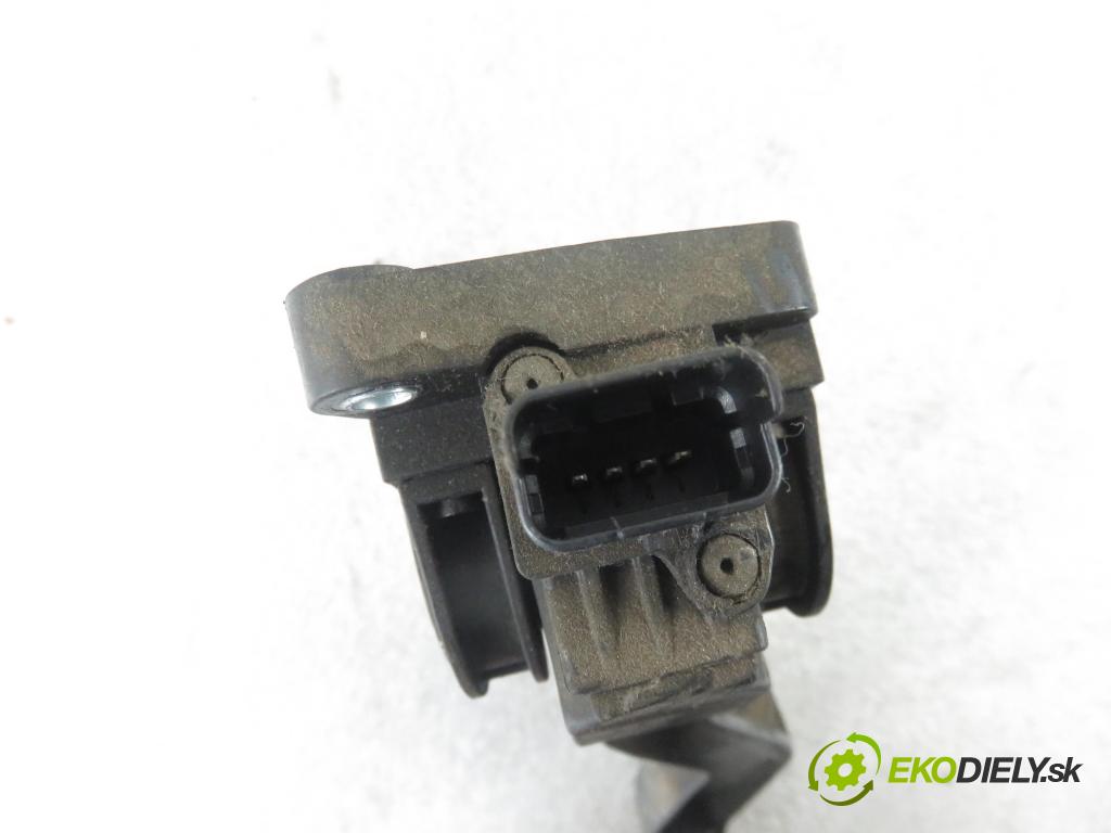 CITROEN C3 I (FC_) HB 2003 50,00 1.4 HDi 8V - 8HX 1398,00 Potenciometer plynu 0280752251 ; 9646702180 (Pedále)