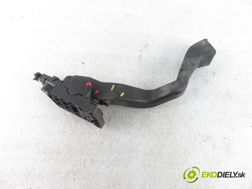 CITROEN C3 I (FC_) HB 2003 50,00 1.4 HDi 8V - 8HX 1398,00 Potenciometer plynu 0280752251 ; 9646702180 (Pedále)