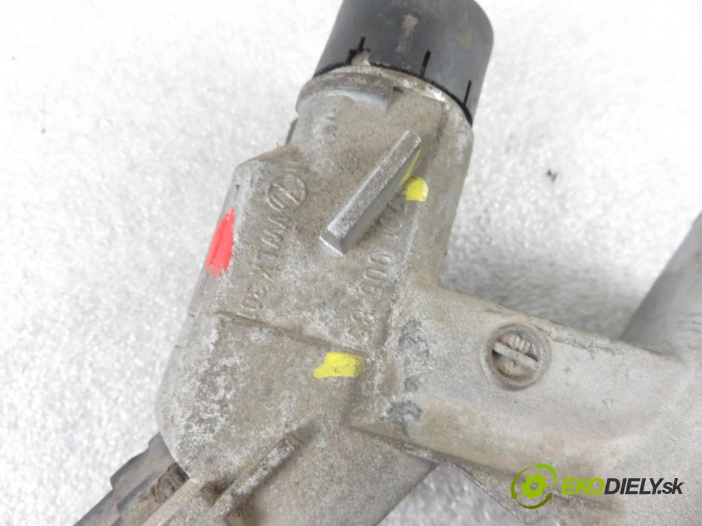 VW TRANSPORTER IV Platforma / podwozie (70E, 70L, 70M, 7DE, 7DL KABINA/PLATFORMA 2000 65,00 2.5 TDI - AJT 2461,00 spinačka 701905851 (Spínacie skrinky a kľúče)