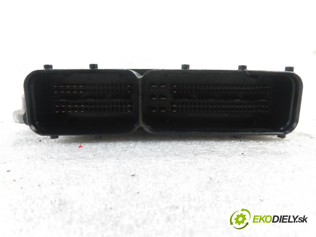 VW GOLF V (1K1) HB 2006 77,00 1.9 TDI - BXE 1896,00 Riadiaca jednotka Motor 03G906021KH ; 0281013226