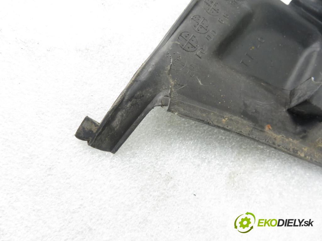 SUZUKI JIMNY (FJ) TERENOWY 2006 63,00 1.3 16V 4x4 (SN413) - 86 M13A 1328,00 Torpédo, plast pod čelné okno 7731081A10 (Torpéda)