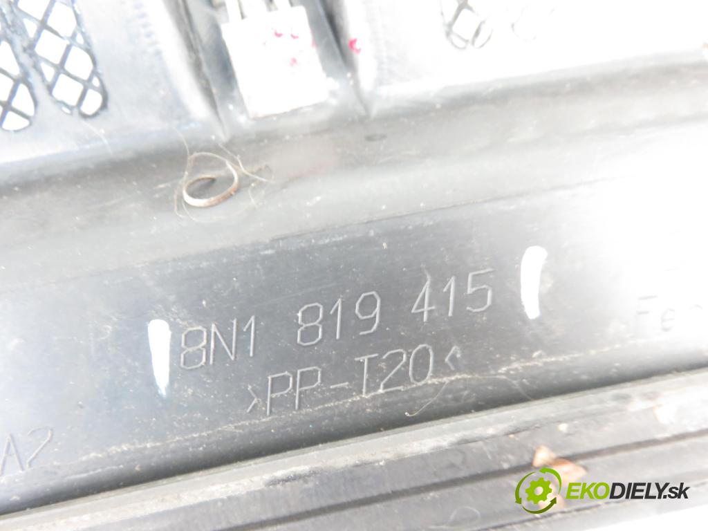 AUDI TT (8N3) COUPE 1998 132,00 1.8 T - AJQ 1781,00 Torpédo, plast pod čelné okno 8N1819415 (Torpéda)