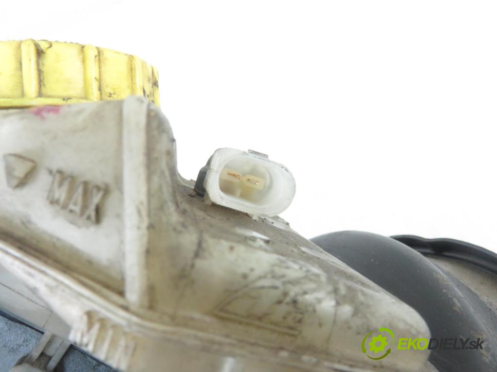 VW TRANSPORTER IV Platforma / podwozie (70E, 70L, 70M, 7DE, 7DL KABINA/PLATFORMA 2000 65,00 2.5 TDI - AJT 2461,00 Posilovač 7D0612105A ; 03775542014 (Servočerpadlá, pumpy riadenia)