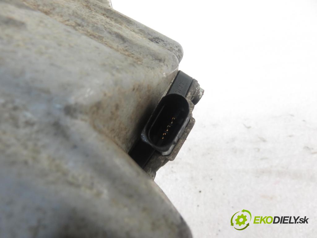 VW POLO (9N_) HB 2002 55,00 1.4 16V 75 - BBY 1390,00 vana olejová 032103603AB (Olejové vany)