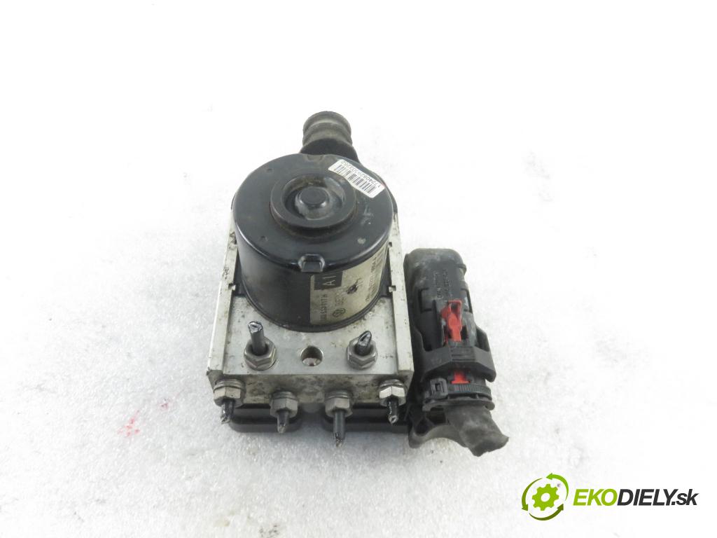 VW GOLF V (1K1) HB 2006 77,00 1.9 TDI - BXE 1896,00 Pumpa ABS 1K0907379P ; 10097003153 (Pumpy ABS)