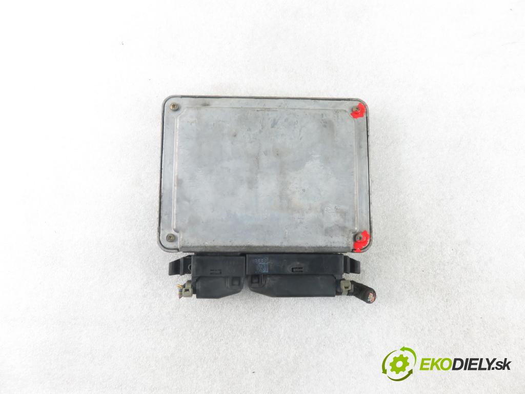 AUDI A3 (8L1) HB 1997 110,00 1.8 T - AGU 1781,00 Riadiaca jednotka Motor 06A906018D ; 0261204254