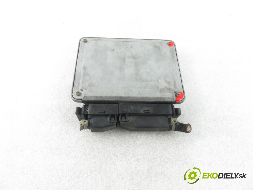 AUDI A3 (8L1) HB 1997 110,00 1.8 T - AGU 1781,00 Riadiaca jednotka Motor 06A906018D ; 0261204254