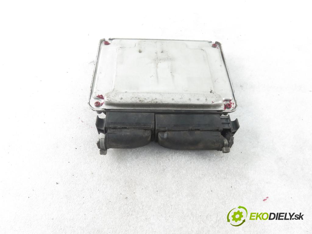 VW GOLF IV (1J1) HB 2000 66,00 1.9 TDI - AGR 1896,00 Riadiaca jednotka Motor 038906012K ; 0281010111