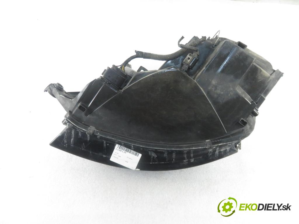 AUDI TT (8N3) COUPE 1998 132,00 1.8 T - AJQ 1781,00 Svetlo PP 8N0941004G