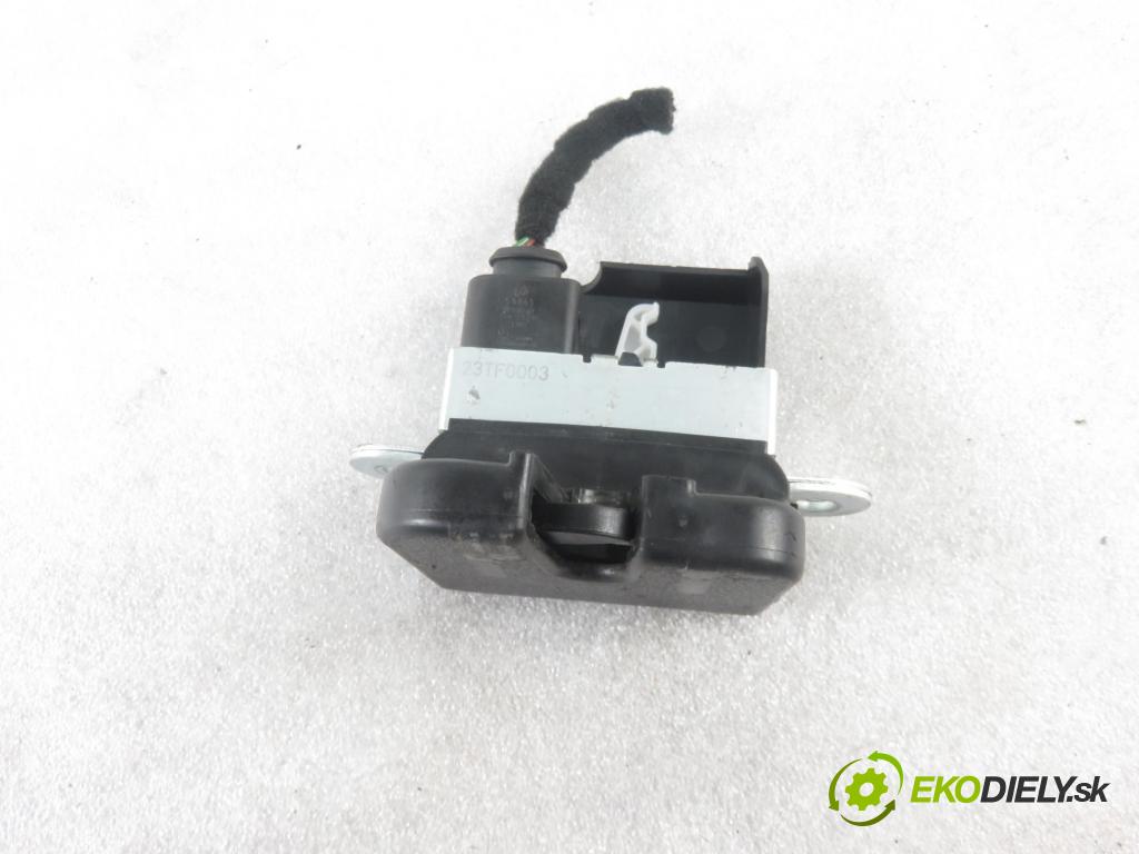 VW TOURAN (1T1, 1T2) MINIVAN 2006 103,00 2.0 TDI - BMM 1968,00 zámok dveří kufr EL. 
