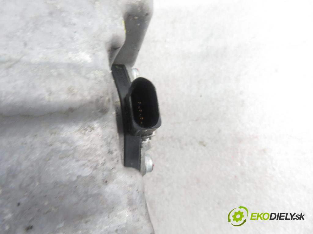 AUDI A3 (8P1) HB 2003 77,00 1.9 TDI PD 105 - BKC 1896,00 vana olejová 038103603AG (Olejové vany)