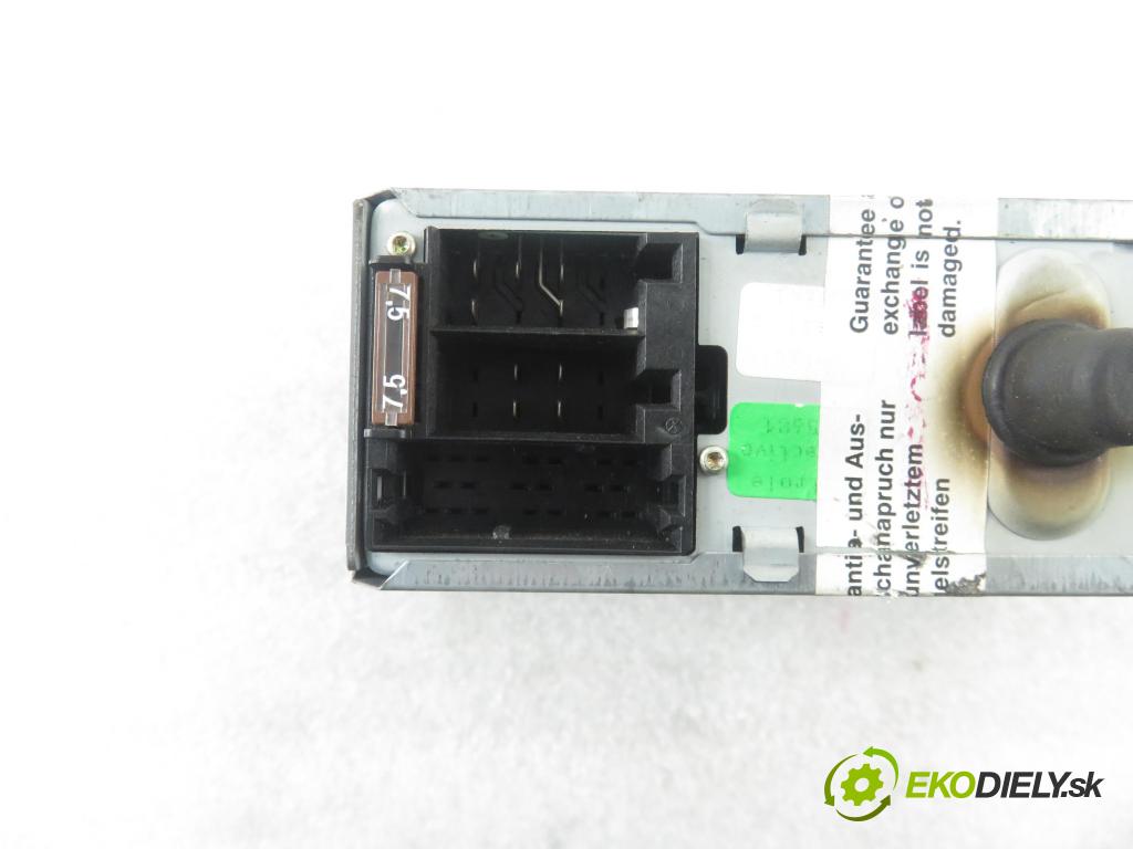 SKODA FABIA I (6Y2) HB 2003 47,00 1.2 - AZQ 1198,00 RADIO Modul 6Y0035152A