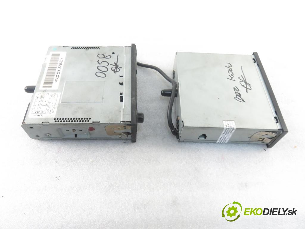 VW PASSAT B5 Variant (3B5) KOMBI 1999 66,00 1.9 TDI 90 - AHU 1896,00 RADIO Modul 1J0035152E