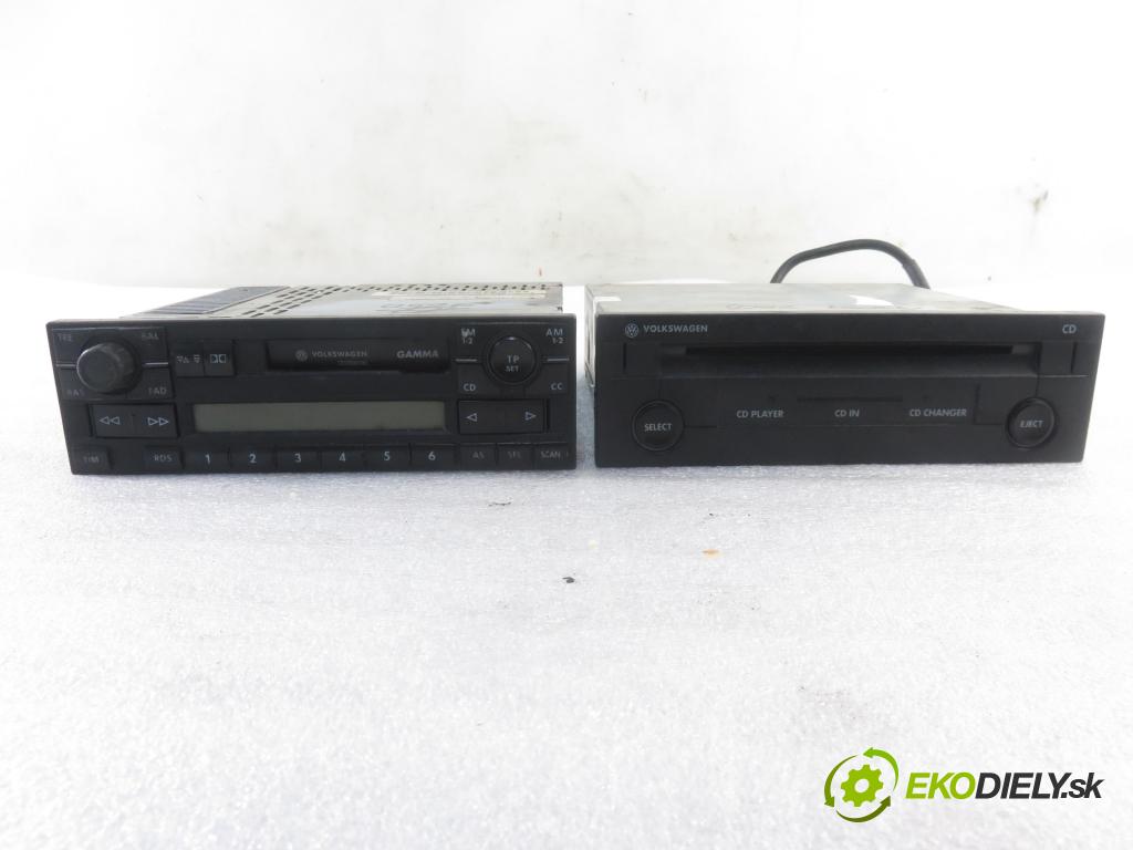 VW GOLF IV (1J1) HB 2003 74,00 1.9 TDI PD 101 - AXR 1896,00 RADIO Modul 1J0035186D