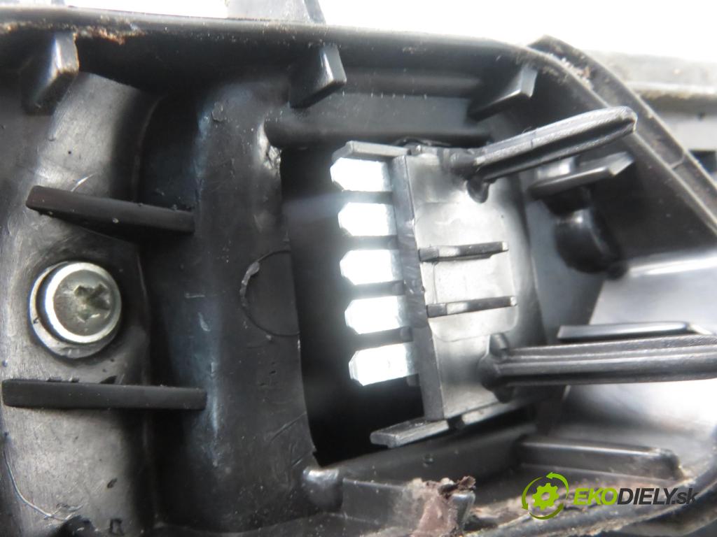 OPEL CORSA C (X01) HB 2005 51,00 1.3 CDTI - Z 13 DT 1248,00 Svetlo ľavé zadné 
