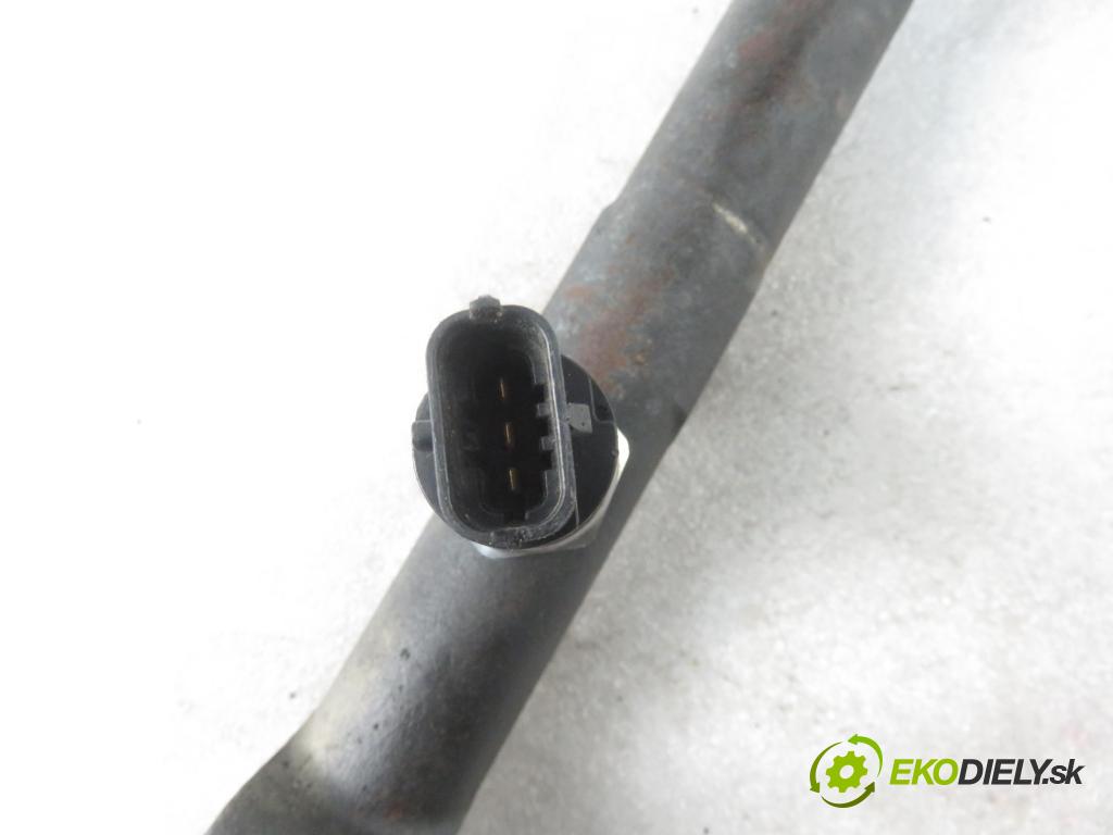 CHRYSLER VOYAGER IV (RG, RS) MINIVAN 2001 105,00 2.5 CRD 143 - ENJ 2499,00 Lišta vstrekovacia 0281002398 ; 0445214041 (Vstrekovacie lišty)