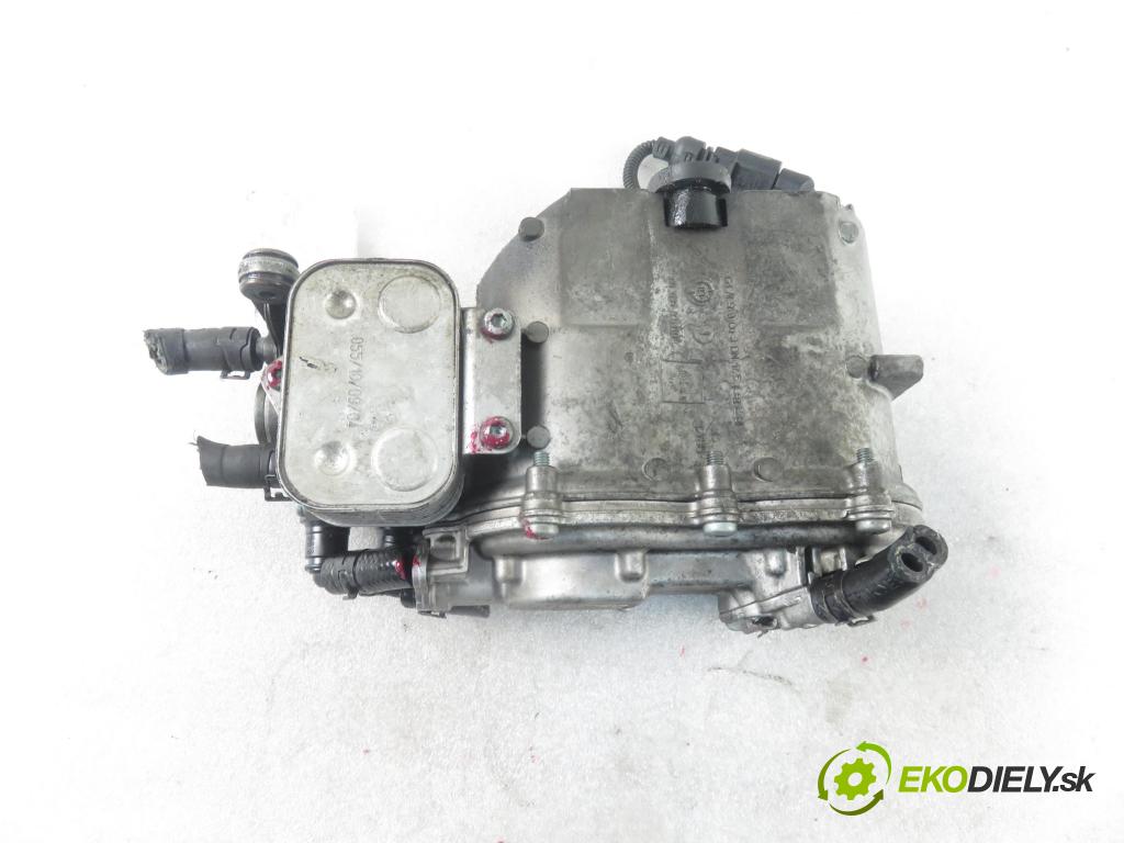 VW TOUAREG (7LA, 7L6, 7L7) SUV 2005 230,00 5.0 V10 TDI PD 313 - AYH 4921,00 Obal filtra paliva 7L6127401D