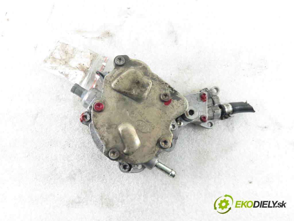AUDI A4 Avant (8D5, B5) KOMBI 2000 85,00 1.9 TDI - AJM 1896,00 Pumpa vákuová 038145209A