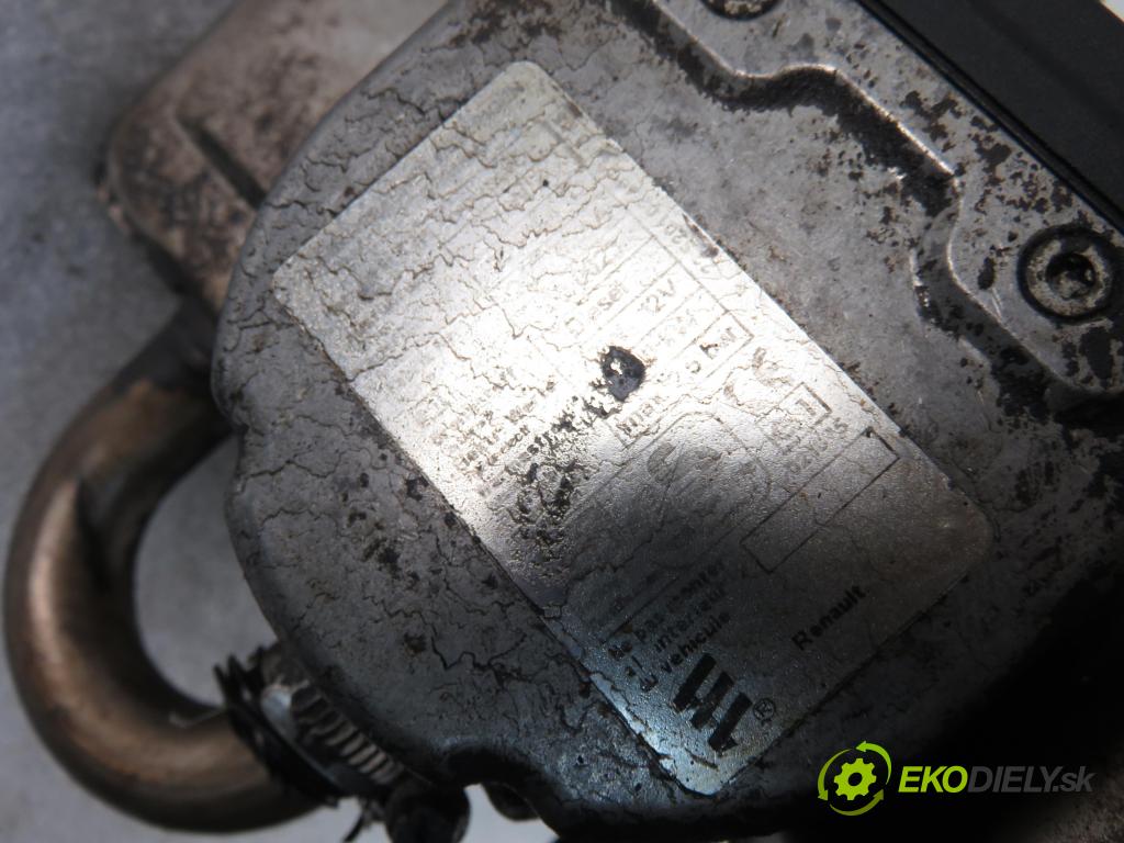 RENAULT TRAFIC II Autobus (JL) BUS 2004 74,00 1.9 dCI 100 (JL0C) - F9Q 760 1870,00 Webasto 25215402 (Webasto ohřívače)