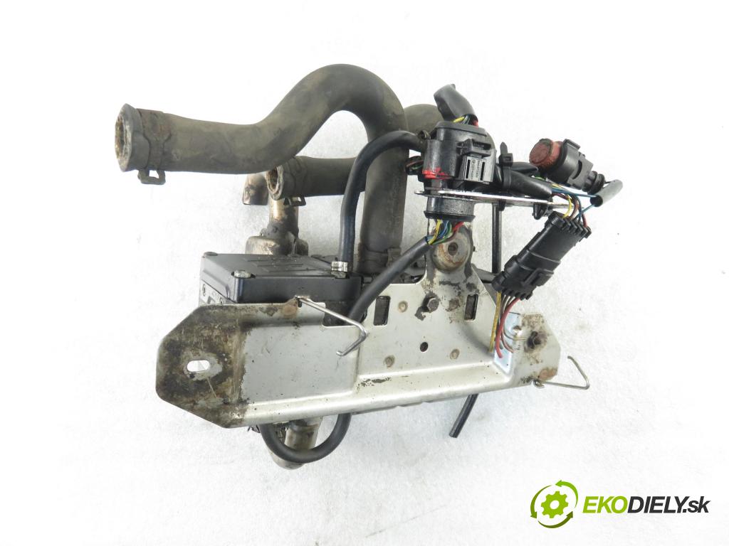 RENAULT TRAFIC II Autobus (JL) BUS 2004 74,00 1.9 dCI 100 (JL0C) - F9Q 760 1870,00 Webasto 25215402 (Webasto ohřívače)