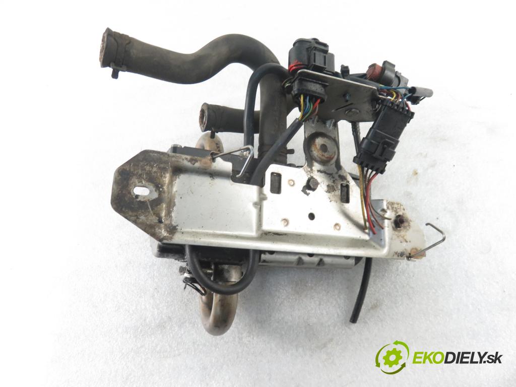 RENAULT TRAFIC II Autobus (JL) BUS 2004 74,00 1.9 dCI 100 (JL0C) - F9Q 760 1870,00 Webasto 25215402 (Webasto ohřívače)