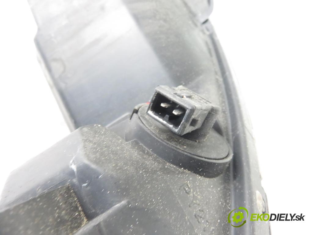 PEUGEOT 206 SW (2E/K) KOMBI 2003 65,00 1.4 16V - KFU (ET3J4) 1360,00 Svetlo LP 9628666880