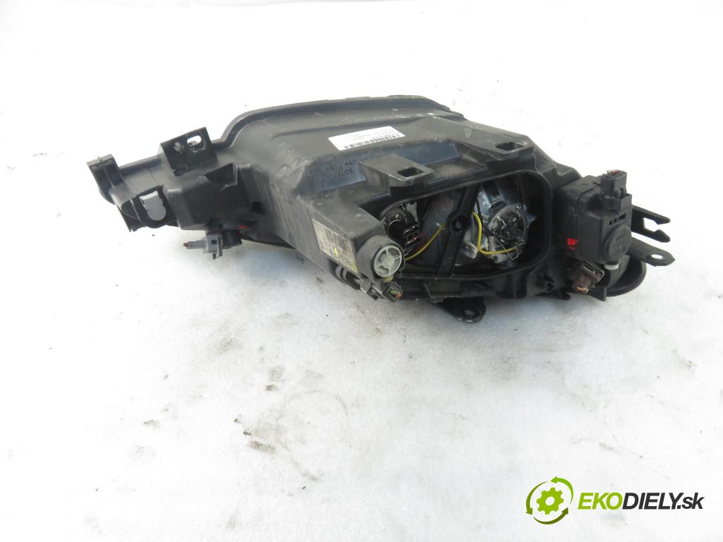 PEUGEOT 206 SW (2E/K) KOMBI 2003 65,00 1.4 16V - KFU (ET3J4) 1360,00 Svetlo LP 9628666880