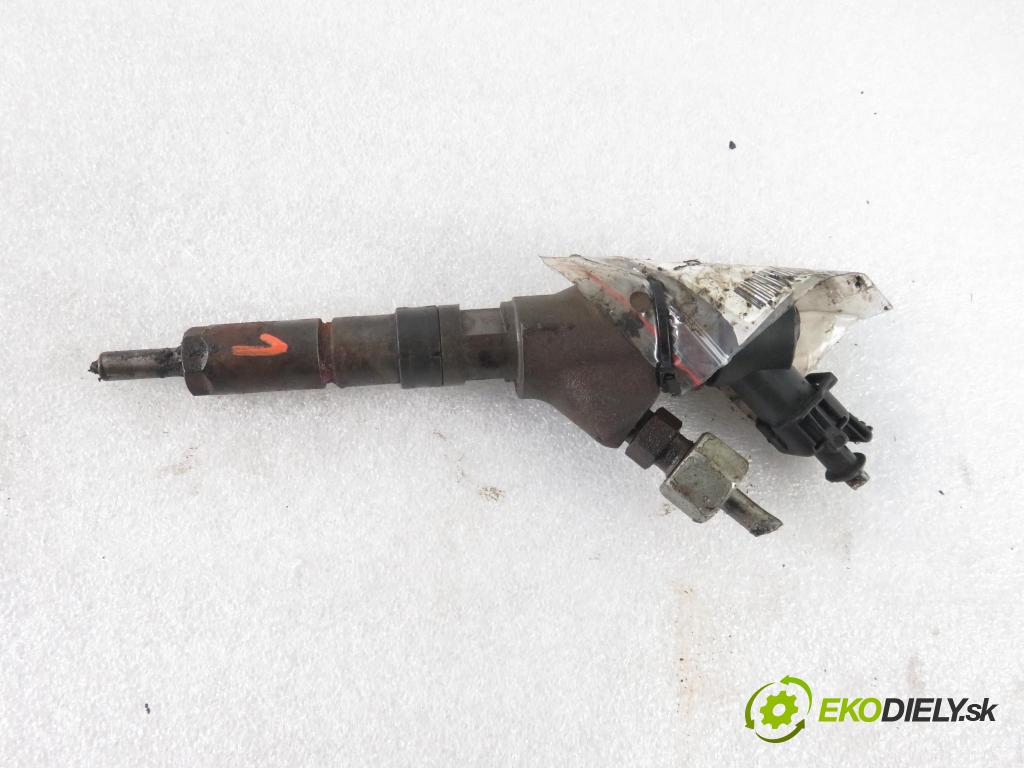 PEUGEOT 307 (3A/C) HB 2002 79,00 2.0 HDi 110 - RHS 1997,00 vstrekovač 0445110076 ; 9641742880 (Vstrekovače)