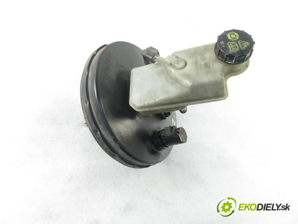 VOLVO S40 II (MS) SEDAN 2006 84,00 1.6 D2 - D 4162 T 1560,00 Posilovač 4N512B195AL ; 03786438034 (Servočerpadlá, pumpy riadenia)