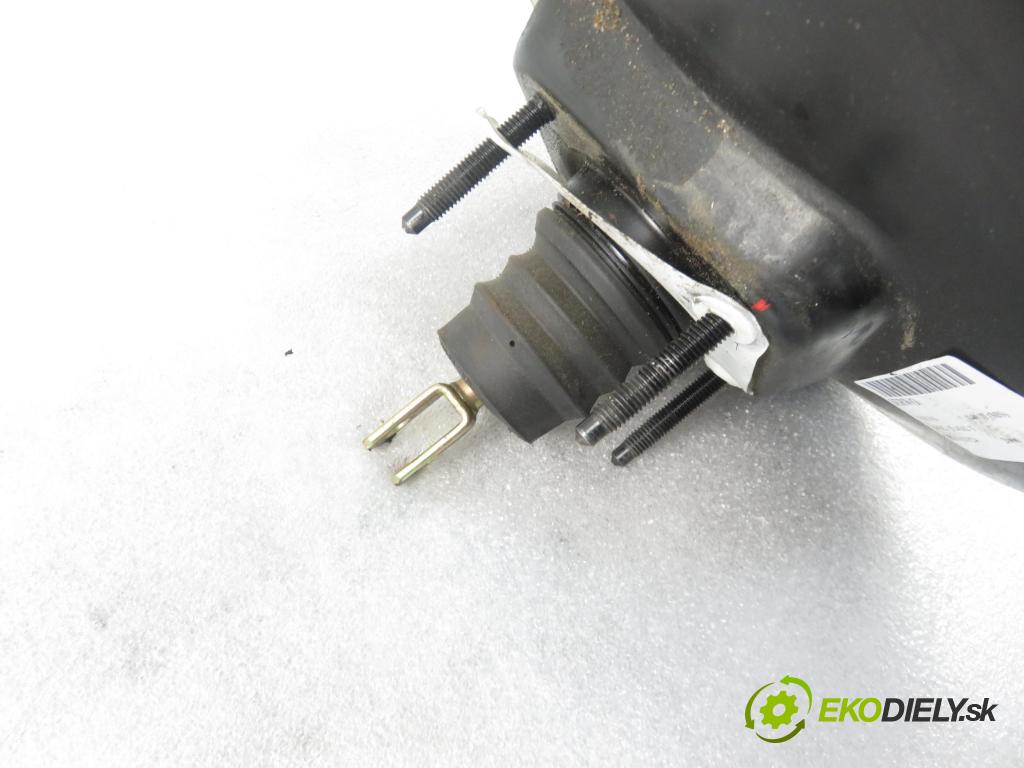 VOLVO S40 II (MS) SEDAN 2006 84,00 1.6 D2 - D 4162 T 1560,00 Posilovač 4N512B195AL ; 03786438034 (Servočerpadlá, pumpy riadenia)