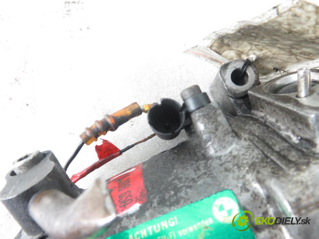 BMW 3 (E46) SEDAN 2000 100,00 320 d 136 - M47 D20 (204D1) 1951,00 KOMPRESOR: klimatizácie 8390646 (Kompresory klimatizácie)