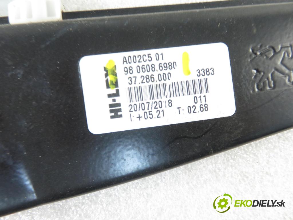 PEUGEOT 508 SW I (8E_) KOMBI 2011 82,00 1.6 e-HDi 8V 112 - 9HR 1560,00 mechanismus oken 9806086980 ; 9806085280 ; 0130822973
