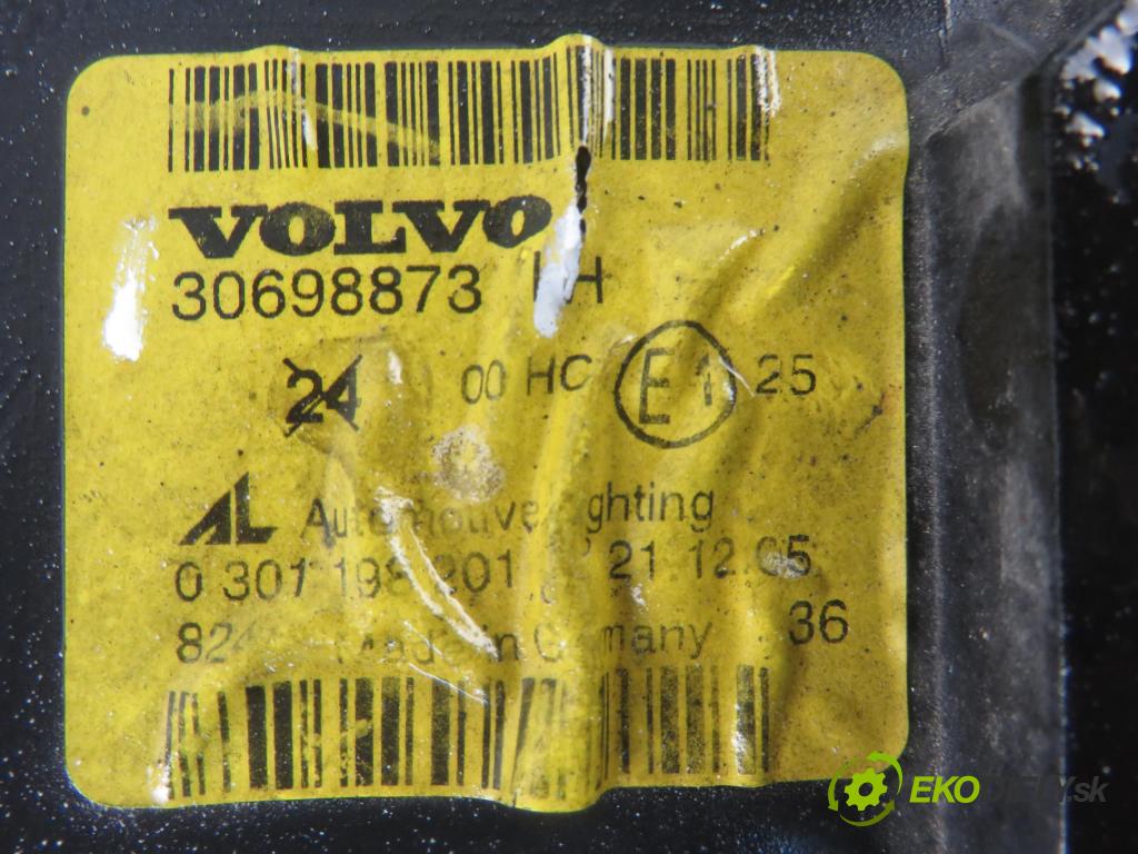 VOLVO S40 II (MS) SEDAN 2006 84,00 1.6 D2 - D 4162 T 1560,00 Svetlo LP 30698873