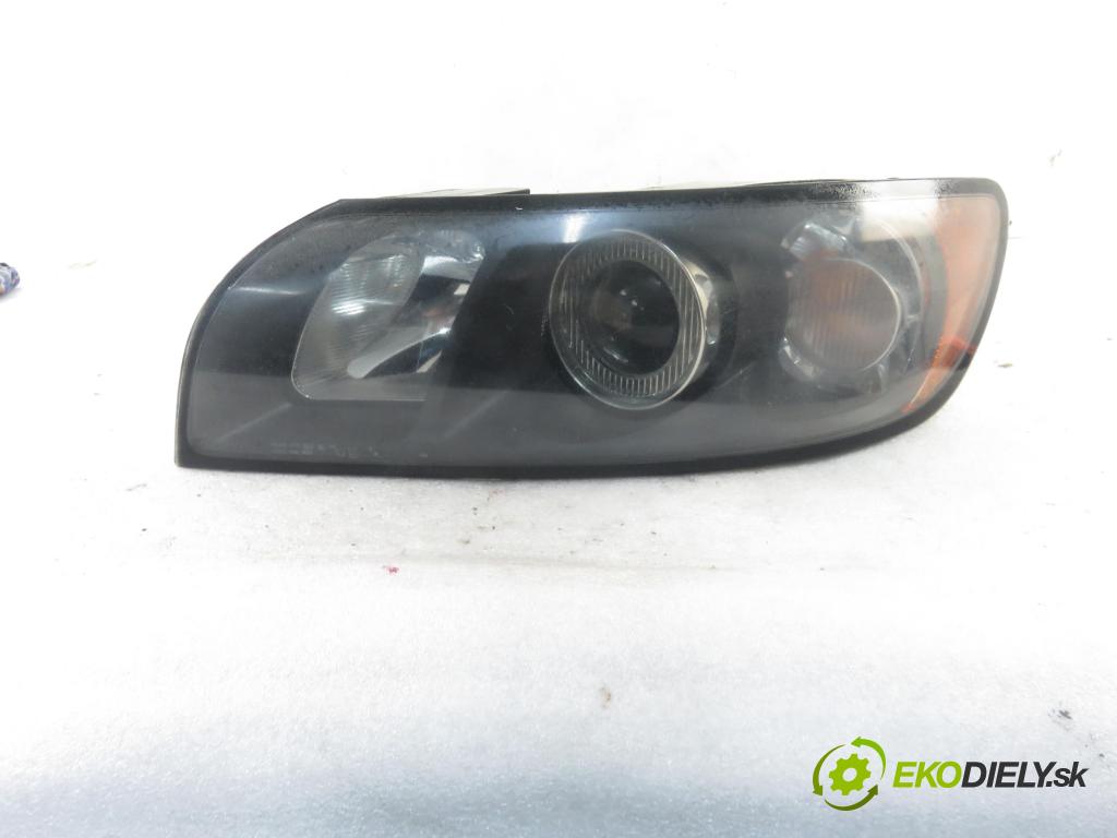 VOLVO S40 II (MS) SEDAN 2006 84,00 1.6 D2 - D 4162 T 1560,00 Svetlo LP 30698873