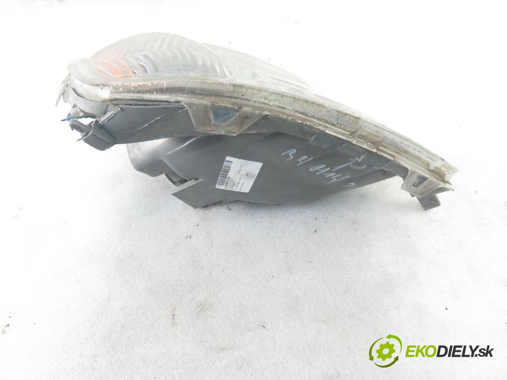 TOYOTA YARIS (_P1_) HB 2002 50,00 1.0 VVT- i 68 - 1SZ-FE 998,00 Svetlo PP