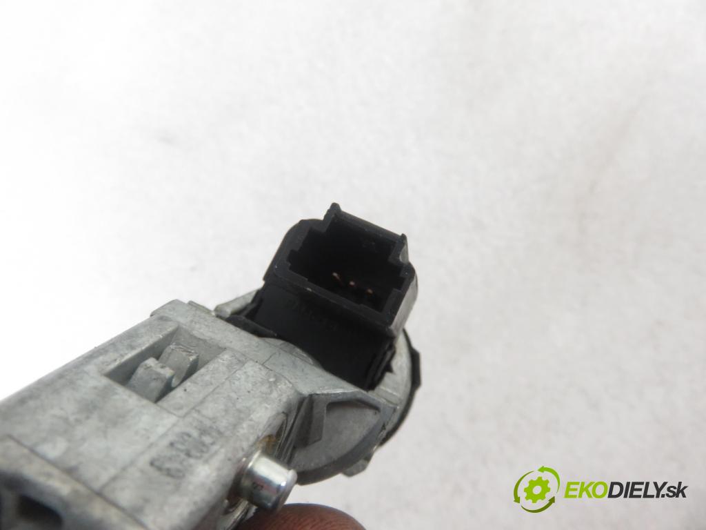 PEUGEOT 508 SW I (8E_) KOMBI 2011 82,00 1.6 e-HDi 8V 112 - 9HR 1560,00 spinačka N0502455 ; N0503823 ; 9663123380 (Spínacie skrinky a kľúče)