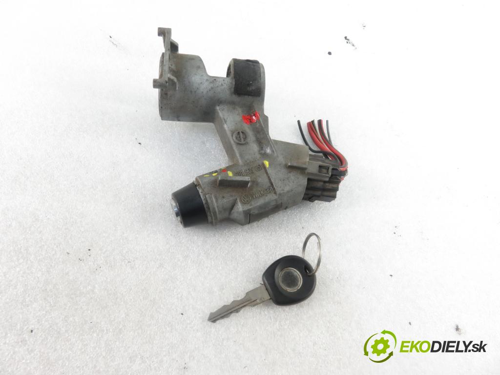 VW TRANSPORTER IV Skrzynia (70XA) BUS 2002 65,00 2.5 TDI - AJT 2461,00 spinačka 701905851 (Spínacie skrinky a kľúče)