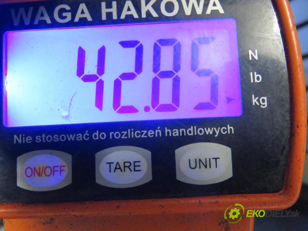 NISSAN NOTE (E11, NE11) MINIVAN 2011 65,00 1.4 - CR14DE 1386,00 výztuha zadní část ABS