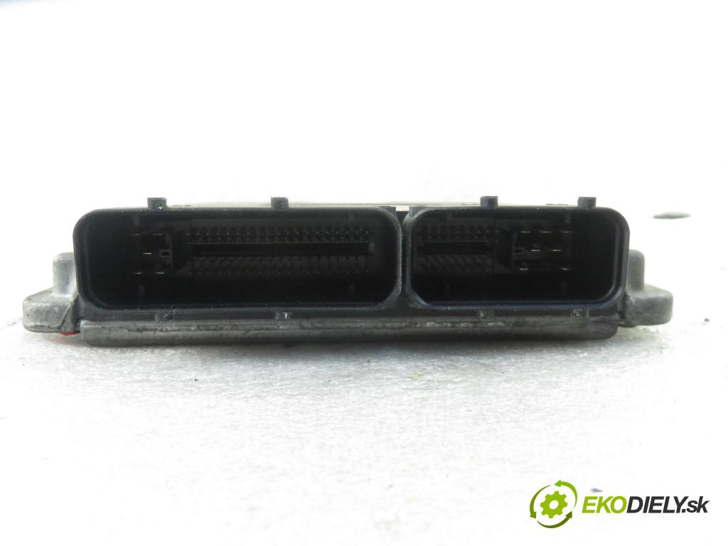 SKODA FABIA I (6Y2) HB 2000 74,00 1.4 16V - AUB 1390,00 Riadiaca jednotka Motor 036906034BK ; 6160048915