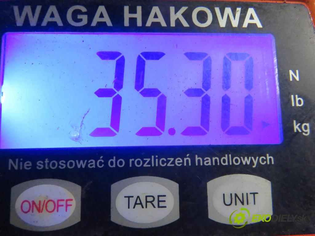 AUDI TT (8N3) COUPE 1998 132,00 1.8 T - AJQ 1781,00 výztuha zadní část ABS