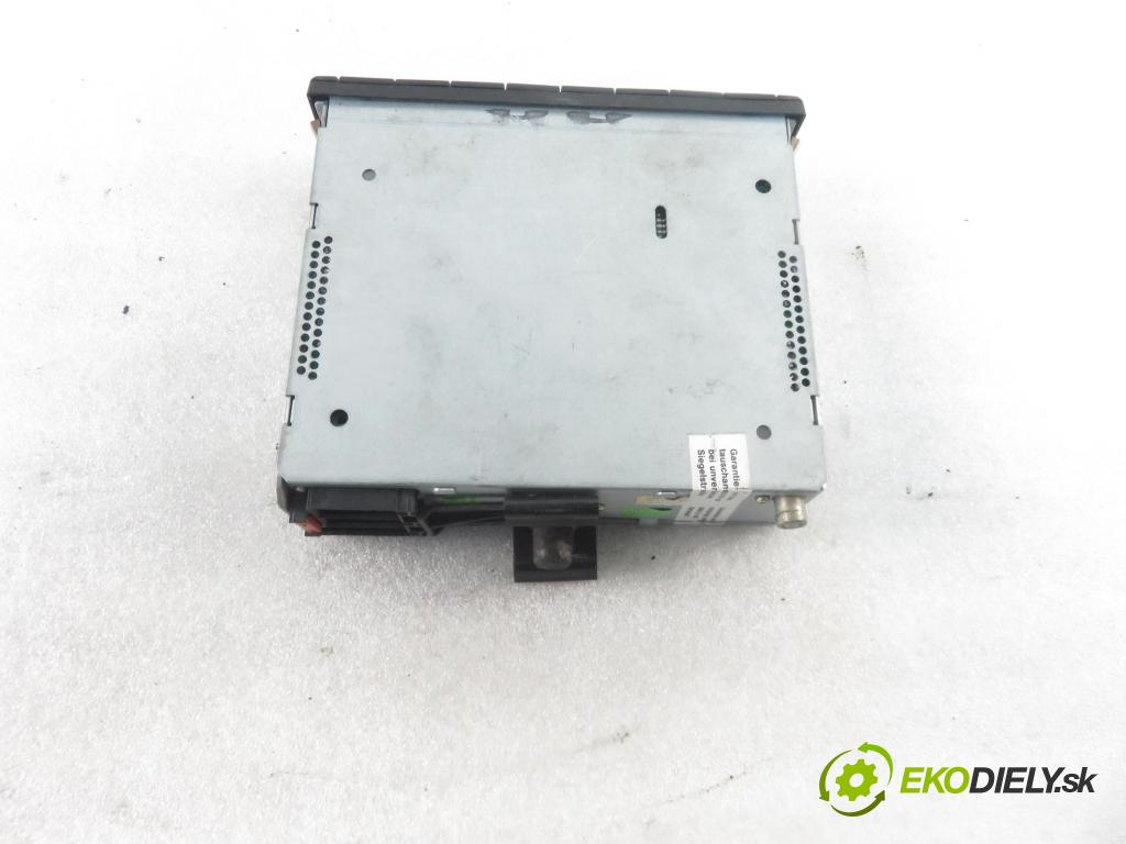 VW TRANSPORTER IV Platforma / podwozie (70E, 70L, 70M, 7DE, 7DL KABINA/PLATFORMA 2000 65,00 2.5 TDI - AJT 2461,00 RADIO Modul 1H0035152