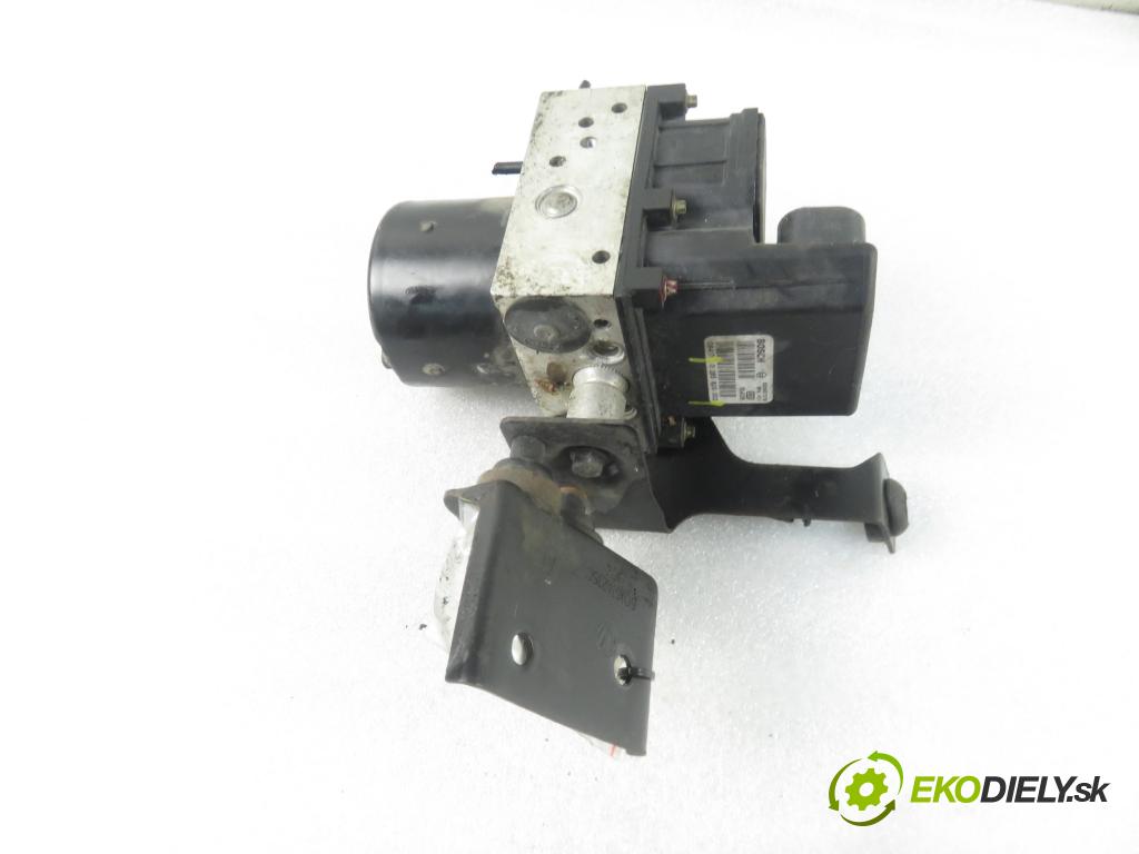 SKODA FABIA I (6Y2) HB 2000 74,00 1.4 16V - AUB 1390,00 Pumpa ABS 0265800003 ; 6Q0614117B ; 0265222006 (Pumpy ABS)