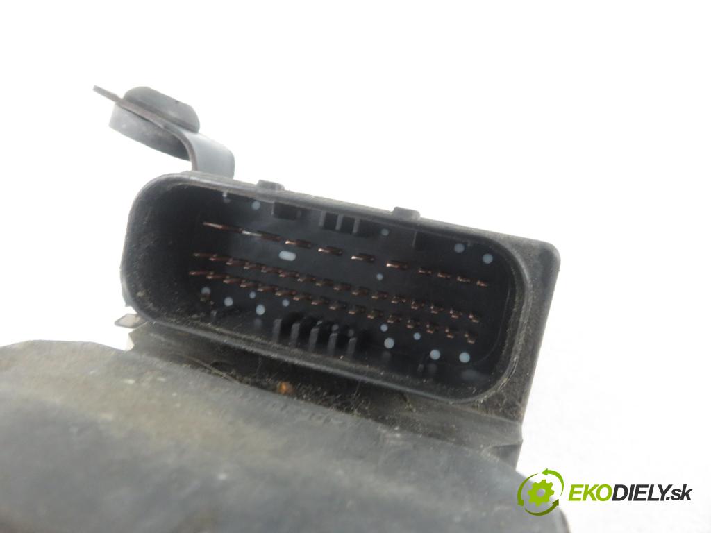 SKODA FABIA I (6Y2) HB 2000 74,00 1.4 16V - AUB 1390,00 Pumpa ABS 0265800003 ; 6Q0614117B ; 0265222006 (Pumpy ABS)