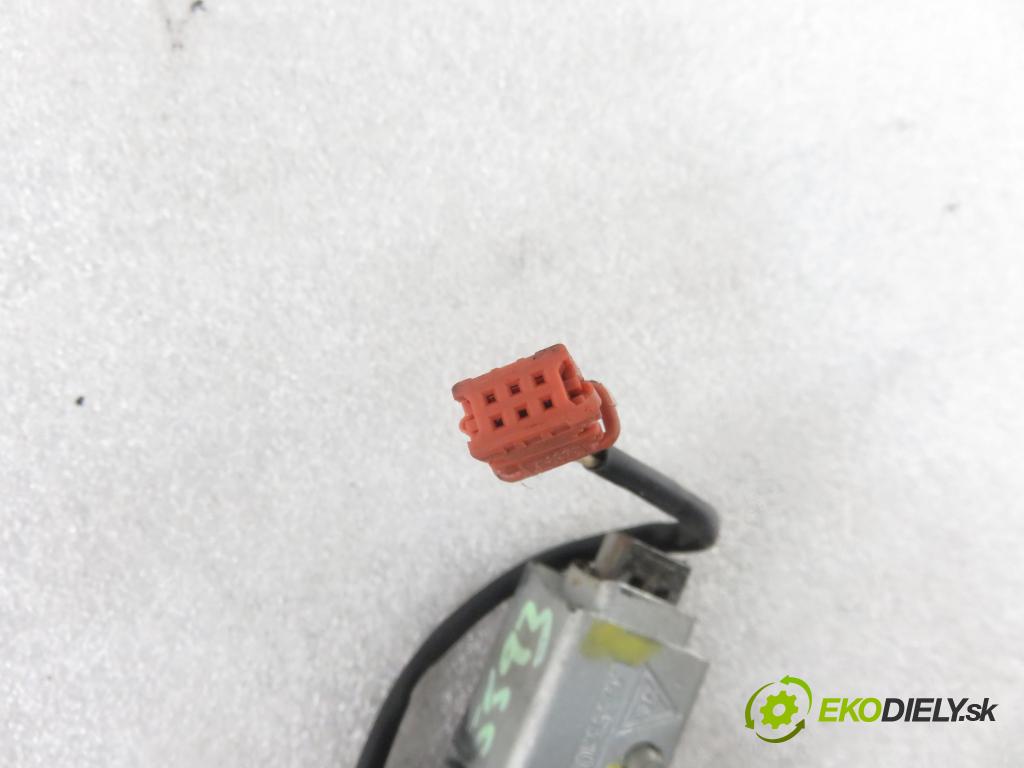 PEUGEOT 307 SW (3H) KOMBI 2005 66,00 1.6 HDI 90 - 9HX (DV6ATED4) 1560,00 spinačka 36353100 ; 9648445180 (Spínacie skrinky a kľúče)