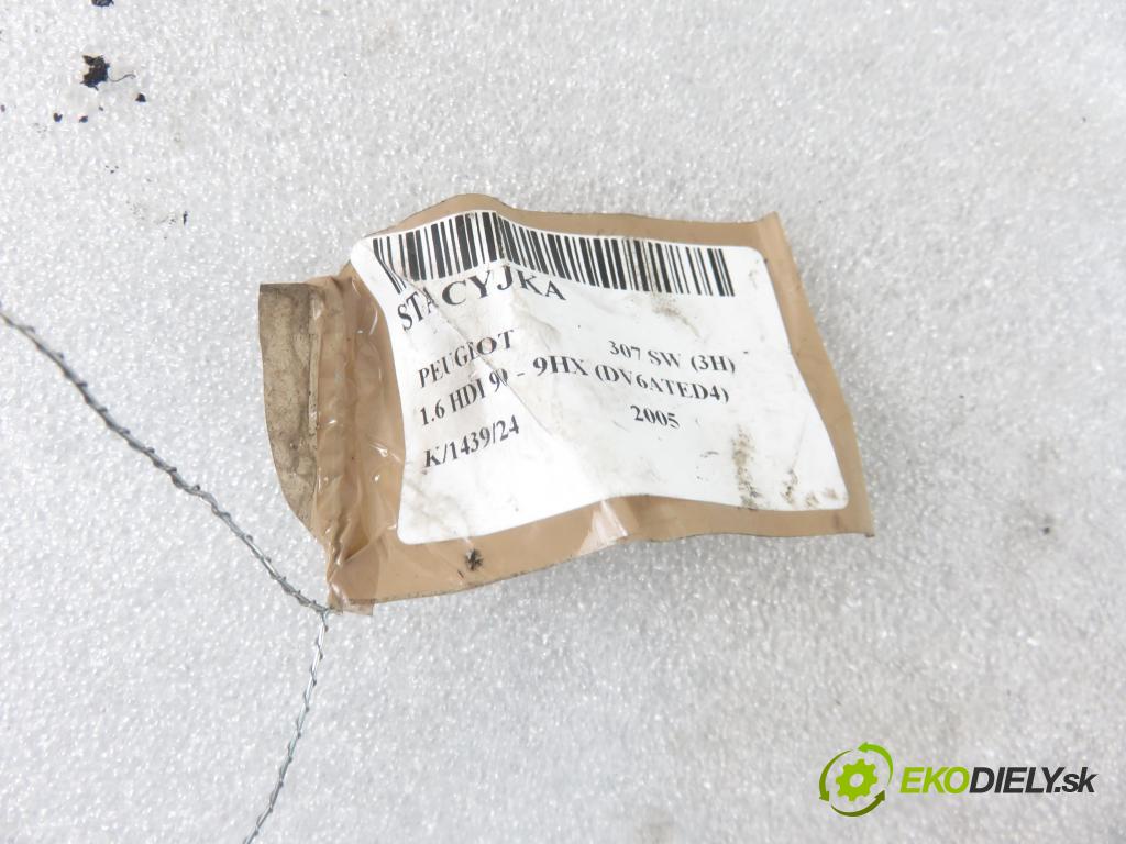 PEUGEOT 307 SW (3H) KOMBI 2005 66,00 1.6 HDI 90 - 9HX (DV6ATED4) 1560,00 spinačka 36353100 ; 9648445180 (Spínacie skrinky a kľúče)