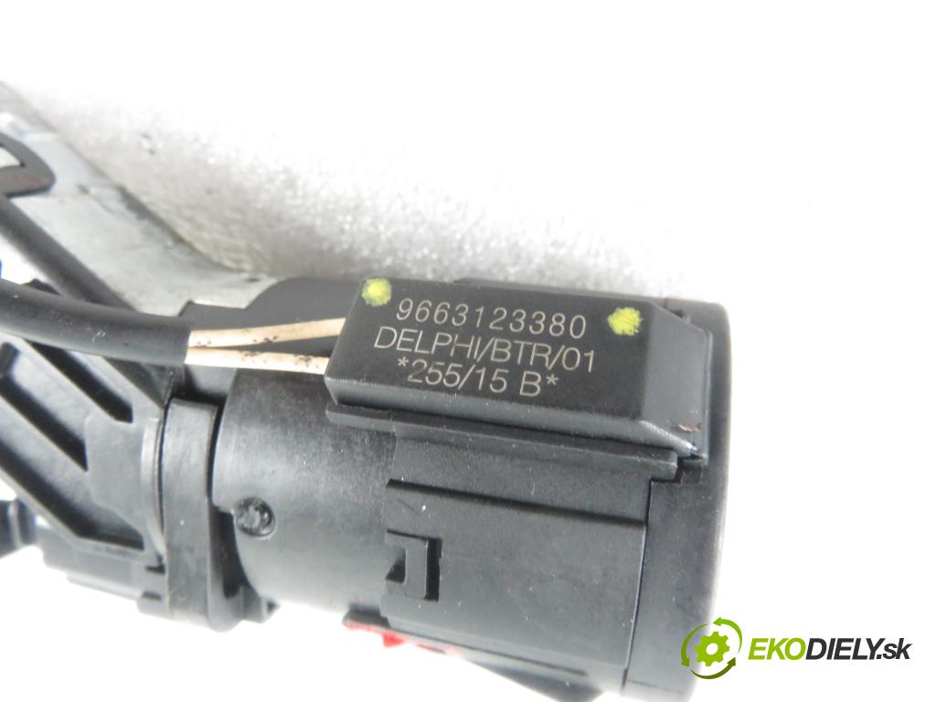 PEUGEOT 308 SW II KOMBI 2015 88,00 1.6 BlueHDi 120 - BHZ (DV6FC) 1560,00 spinačka 9663123380 (Spínacie skrinky a kľúče)