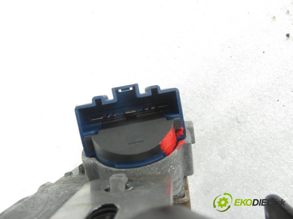 JAGUAR X-TYPE I (X400) SEDAN 2002 144,00 2.5 V6 196 - XB (AJ-V6) 2495,00 Hriadeľ, tyč volantu  (Tyče riadenia (volantu))