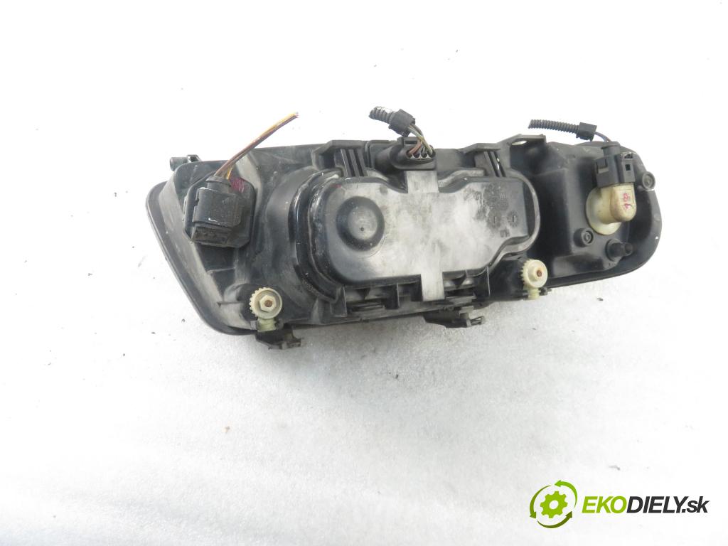 AUDI A3 (8L1) HB 2001 92,00 1.8 - APG 1781,00 Svetlo LP